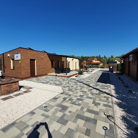 H&H Apartments Poroszlo Exterior photo